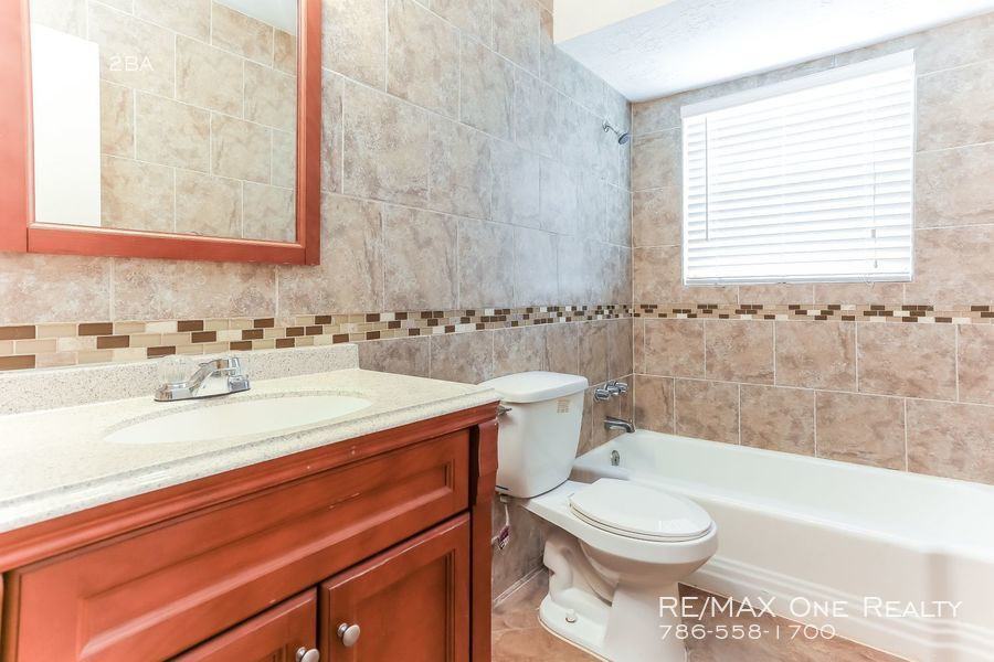 5334 Myrtle Terrace - Photo 3 of 6