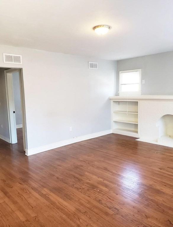 2015 N Billen Ave - Photo 2 of 11