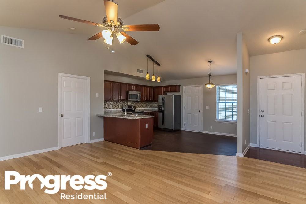 3036 Ace Wintermeyer Dr - Photo 3 of 13