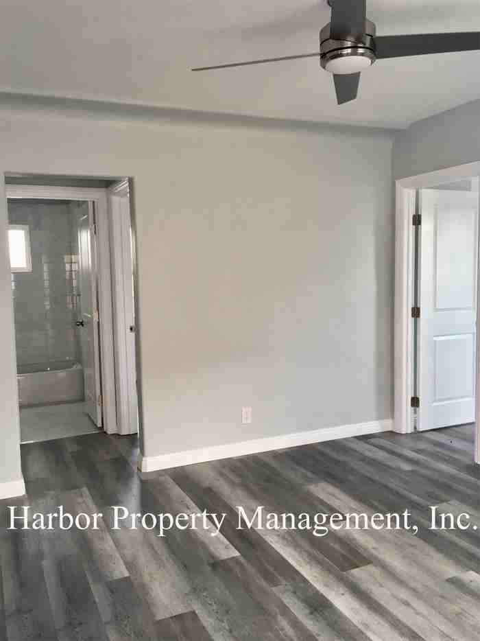 2150 Locust Ave #2150 - Photo 3 of 14