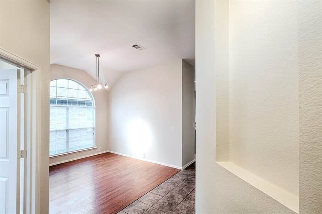 4532 Butterfly Way - Photo 3 of 19