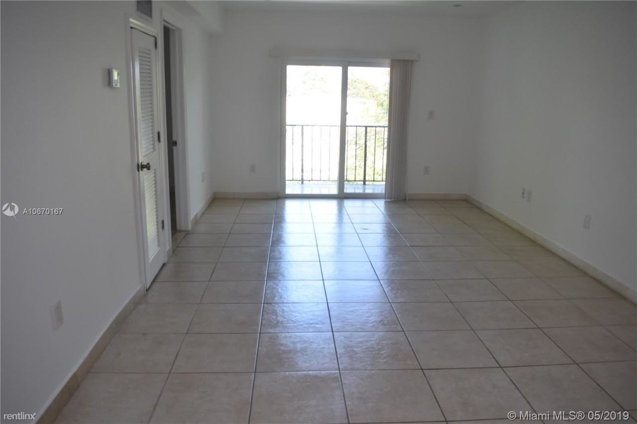 1777Michigan Av - Photo 2 of 30