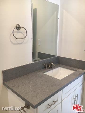 2702 Bellevue Ave - Photo 2 of 6