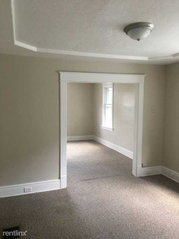 818 Cranberry St. - Photo 2 of 7