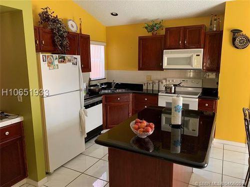 12691 White Coral Dr - Photo 2 of 3