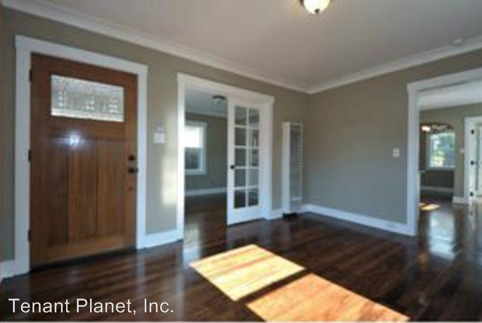 412 Vaughn Ave - Photo 2 of 9