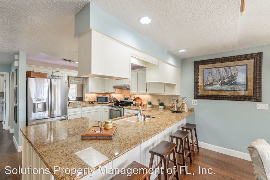 201 Mariah Ct - Photo 2 of 26