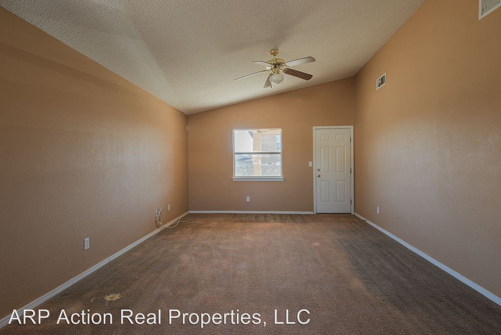 11864 Mesquite Rock Dr - Photo 3 of 16