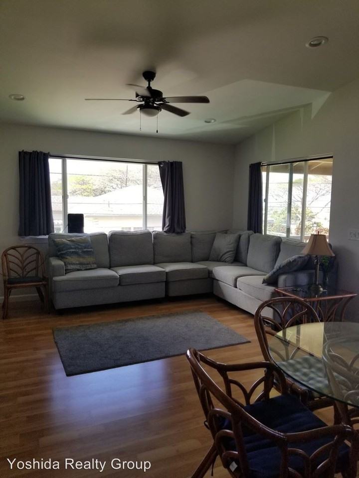 2211 Keanu St - Photo 2 of 12