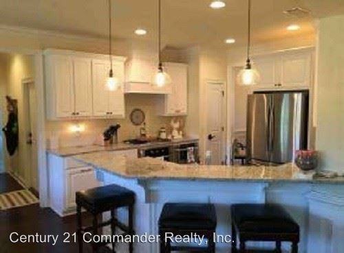 404 Meadowview Terrace - Photo 3 of 21