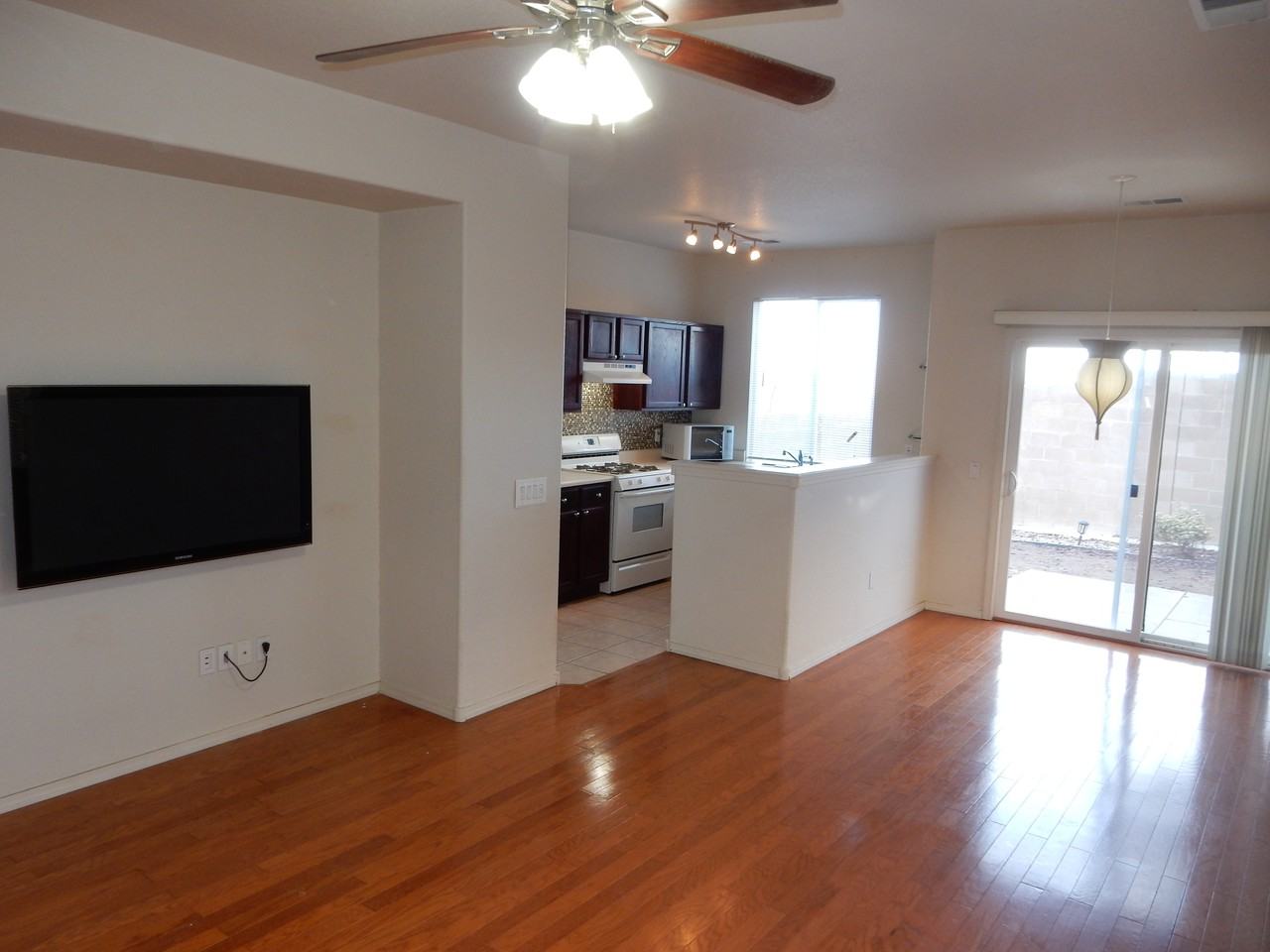 6501 San Antonio Dr Ne #1202 - Photo 4 of 20