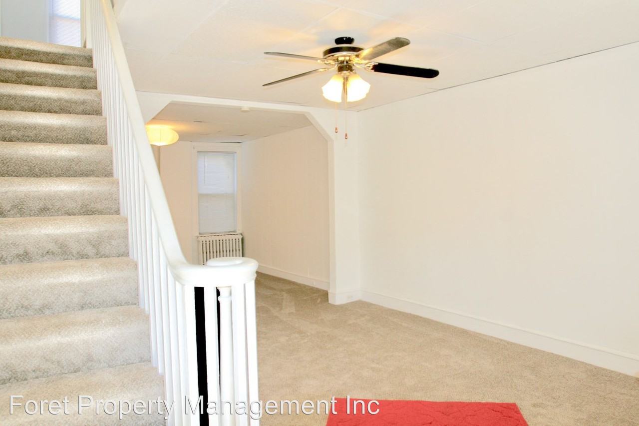 1811 W 7th St - Photo 2 of 23