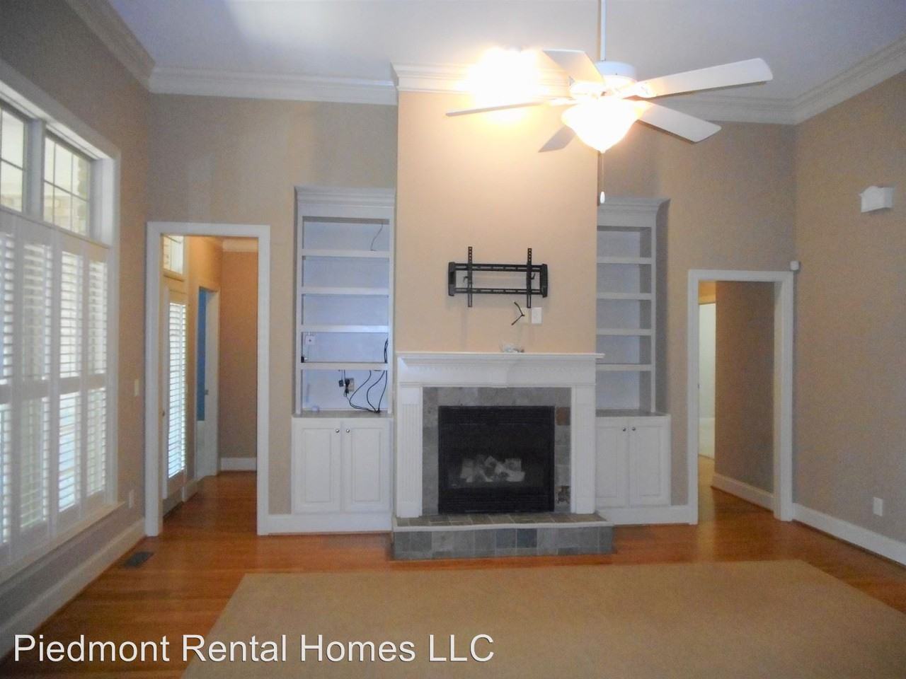 5718 Mabe Dr - Photo 3 of 23