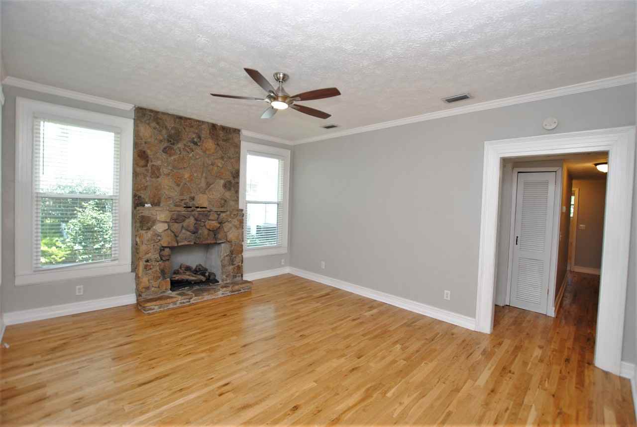 4326 Woodmere St - Photo 2 of 22