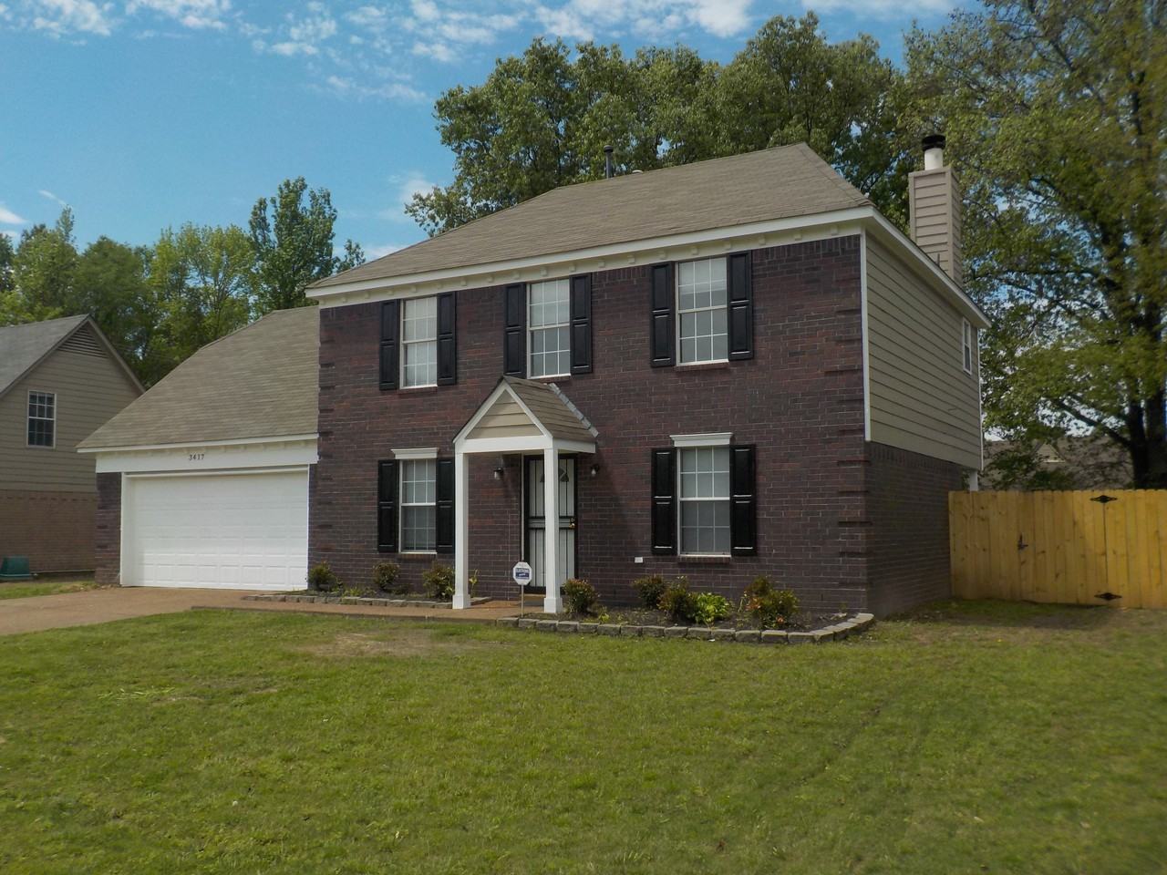 3417 Earlynn Dr - Photo 2 of 13