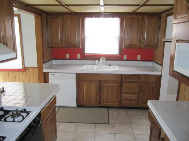 2813 North Robinson Avenue - Photo 3 of 9