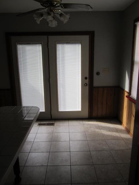 2813 North Robinson Avenue - Photo 6 of 9