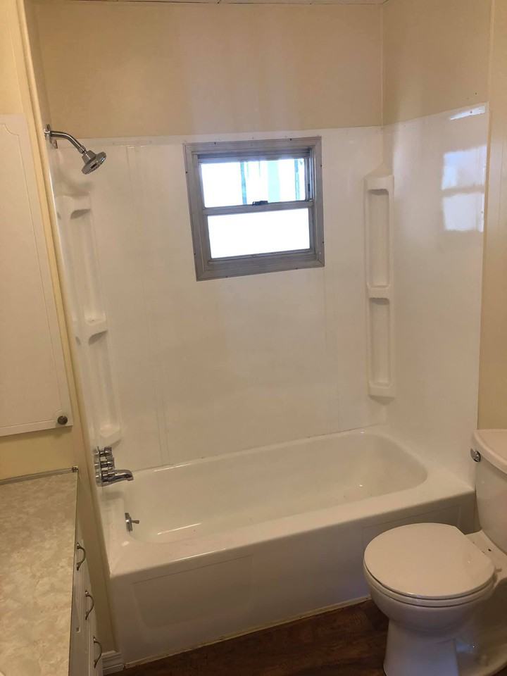 5087 Yellow Pine St N - Photo 2 of 12