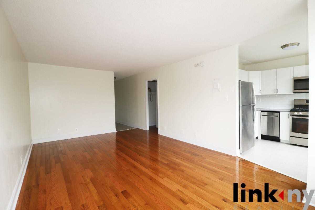 40 E Sidney Ave #3O
