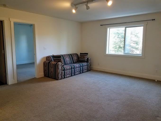 111 Parkview Terrace - Photo 2 of 13