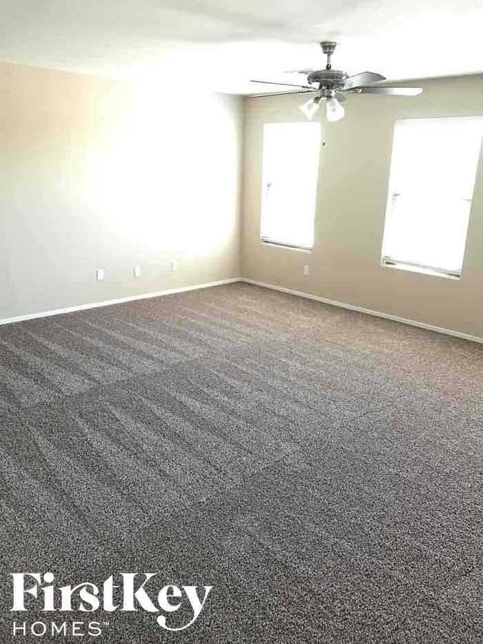 11859 N 156th Ln - Photo 2 of 14