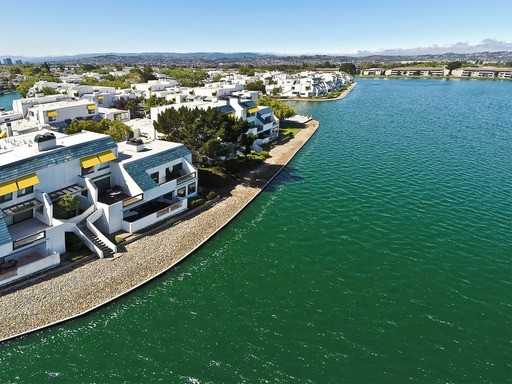 891 Balboa Ln - Photo 2 of 20