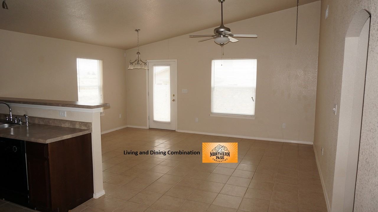 6005 Carole Jeschke Court - Photo 2 of 19