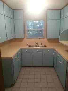 345 W 40th St - Photo 3 of 9