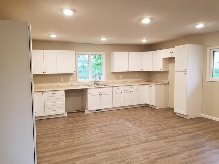 3912 King St - Photo 3 of 8