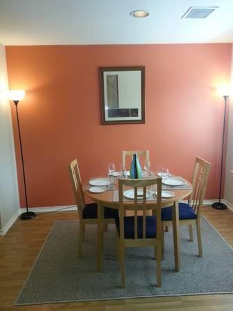 122 S Walden Elms Cir - Photo 3 of 9