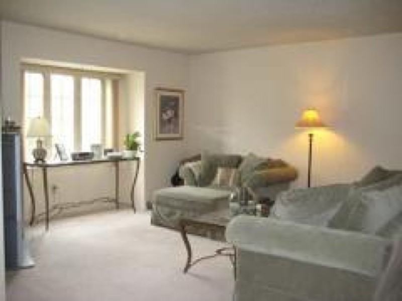 15 Starling Way - Photo 2 of 8