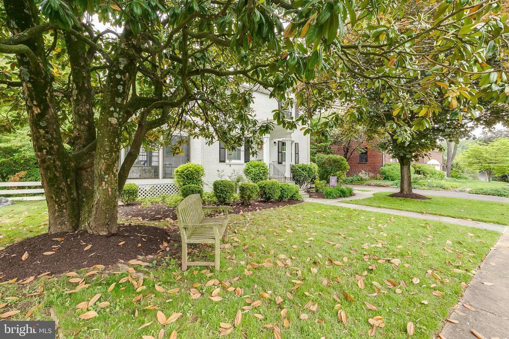 3418 N Dickerson St - Photo 2 of 31