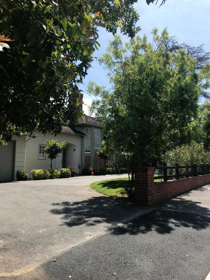 336 Brentwood Rd - Photo 2 of 15