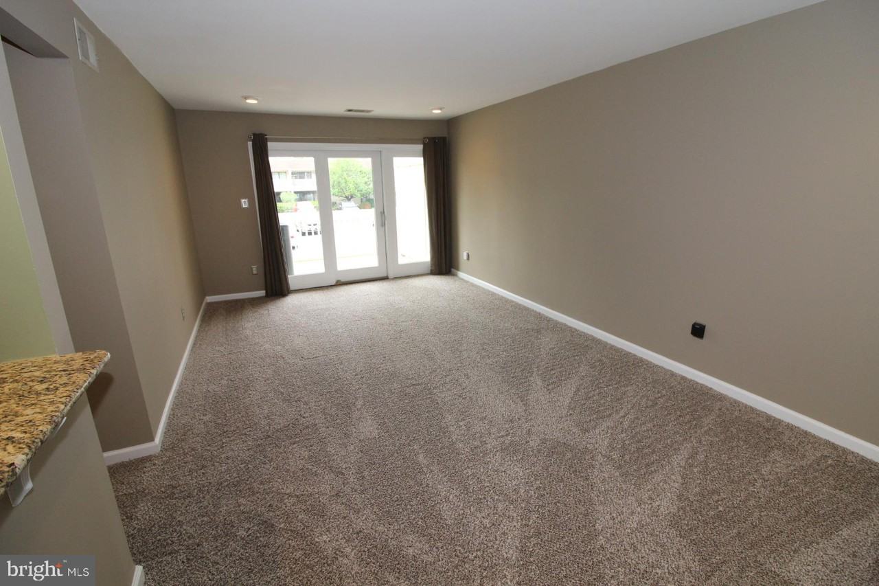 5761 Rexford Ct - Photo 2 of 17