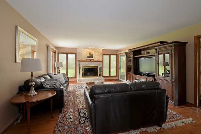 1715 Galloway Cir - Photo 3 of 25