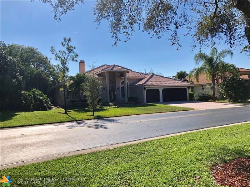9724 NW 66th Pl - Photo 3 of 22