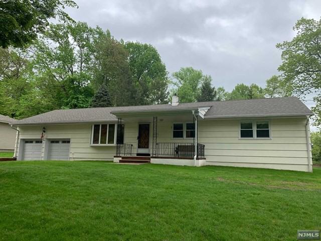 2 Glen Ln - Photo 2 of 9