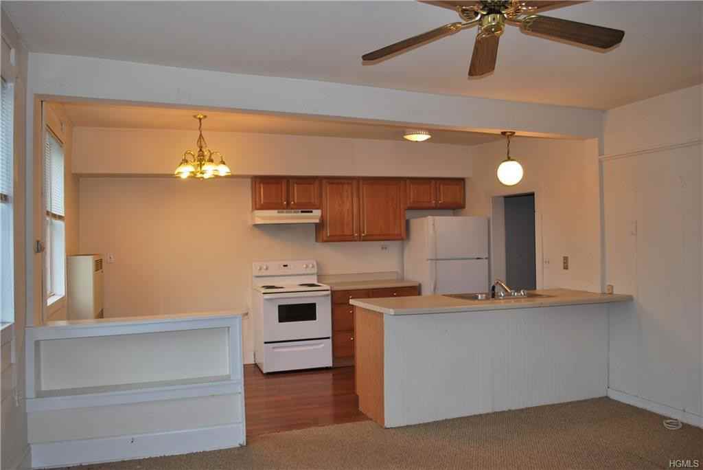 46 Main St - Photo 3 of 5