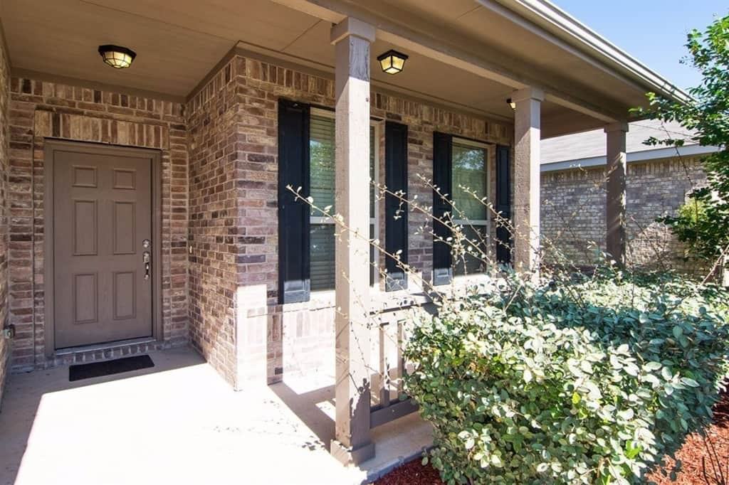 5724 Quicksilver Dr - Photo 2 of 21