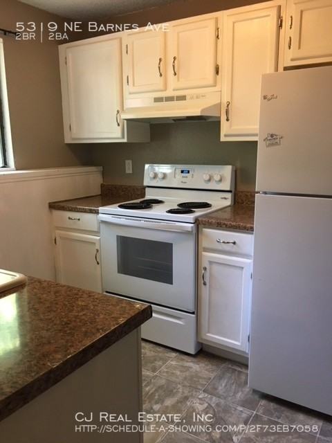 5319 Ne Barnes Ave - Photo 5 of 10