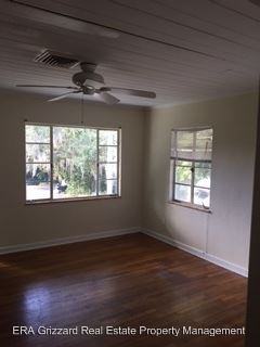 1714 Normandy Dr - Photo 2 of 9