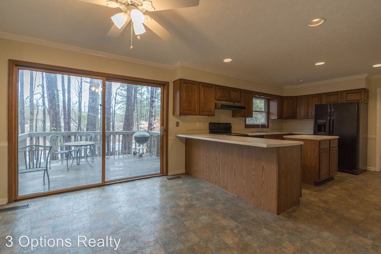 285 Summerfield Dr - Photo 3 of 18