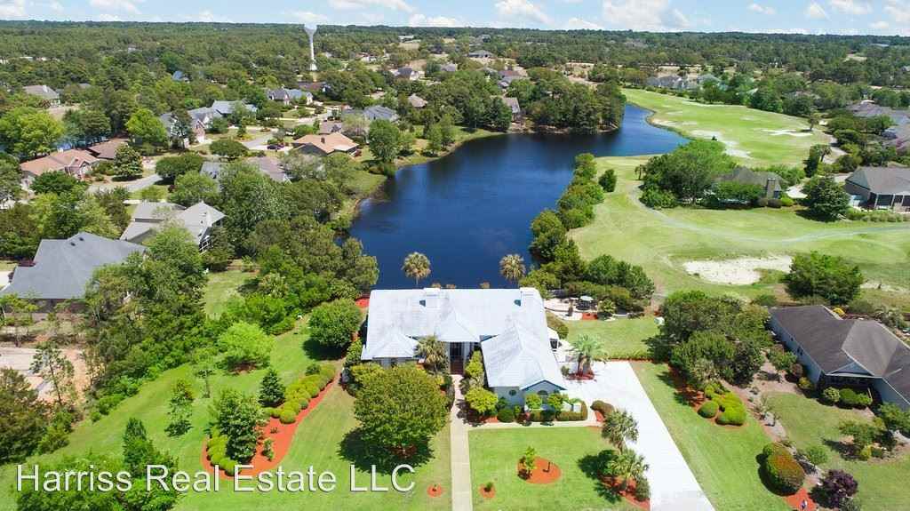 8215 Lakeview Dr - Photo 2 of 21