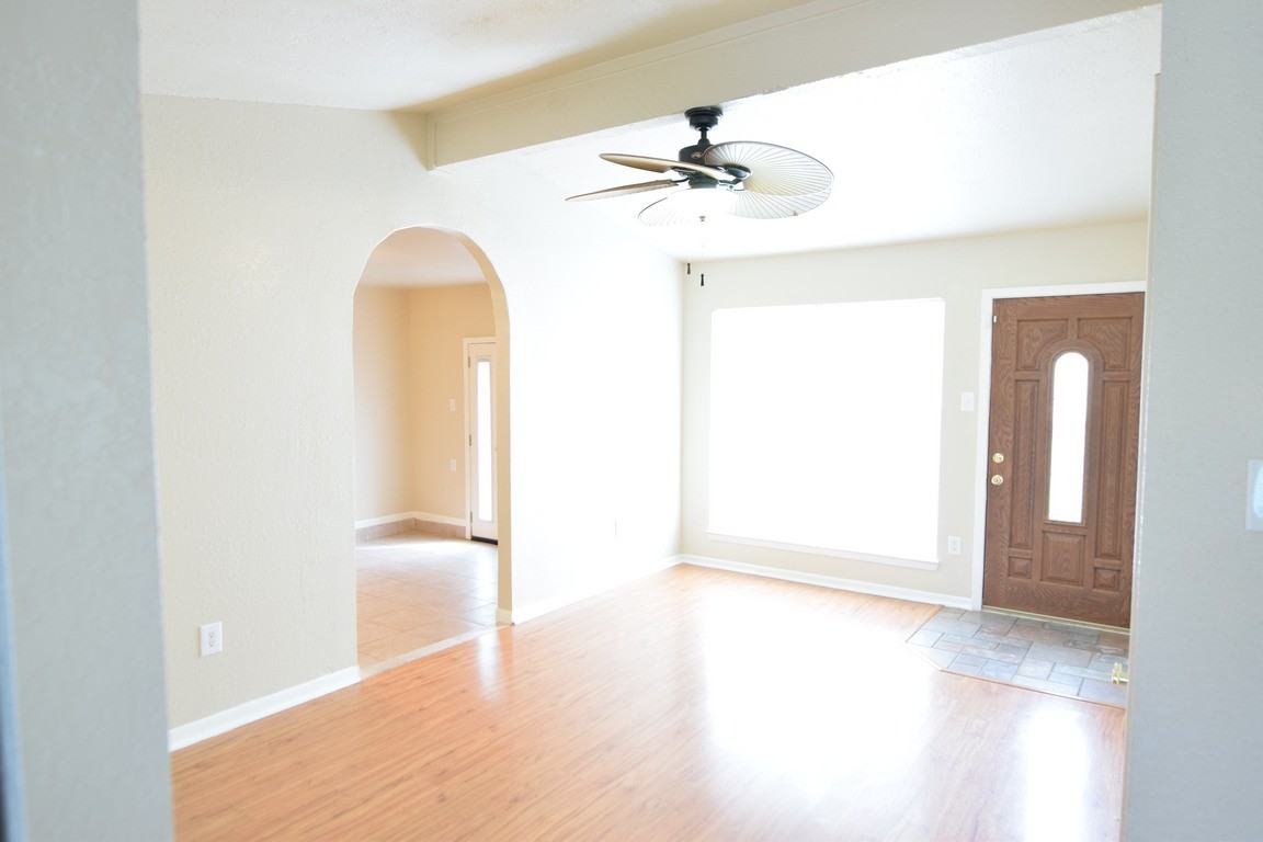 2510 Hidden Valley Dr - Photo 6 of 20