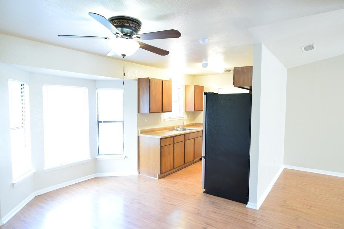 2510 Hidden Valley Dr - Photo 7 of 20