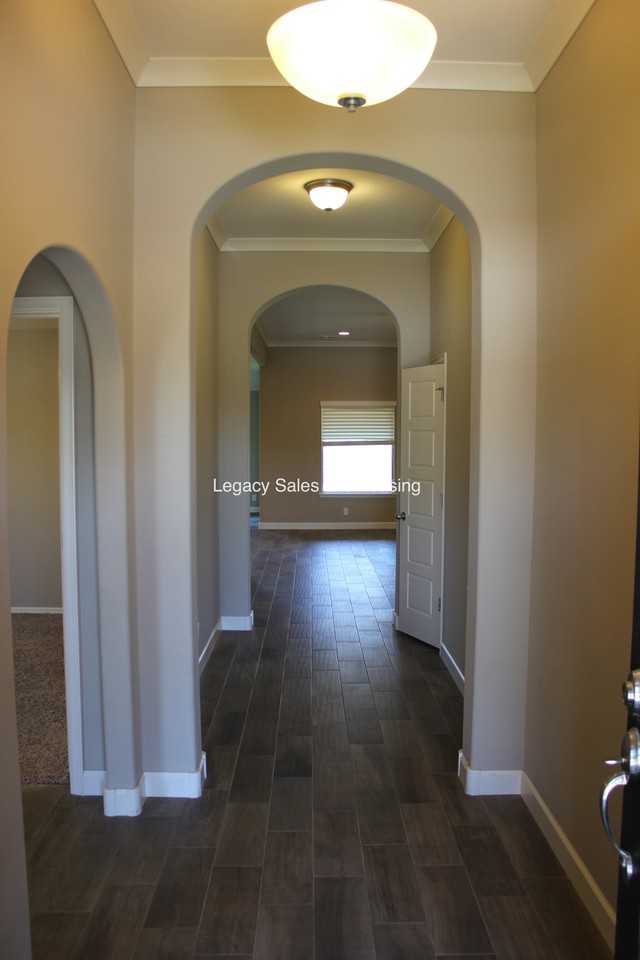 15519 E 87th St N - Photo 3 of 20