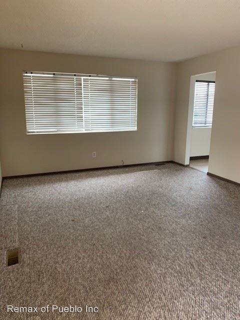 17 Bellflower Ct - Photo 3 of 11