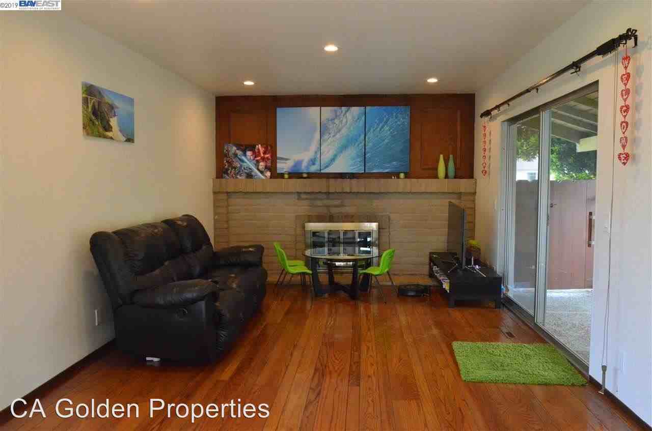 2748 Waltham Cross Street - Photo 3 of 19