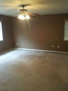 17528 Sunstone Ct - Photo 3 of 4