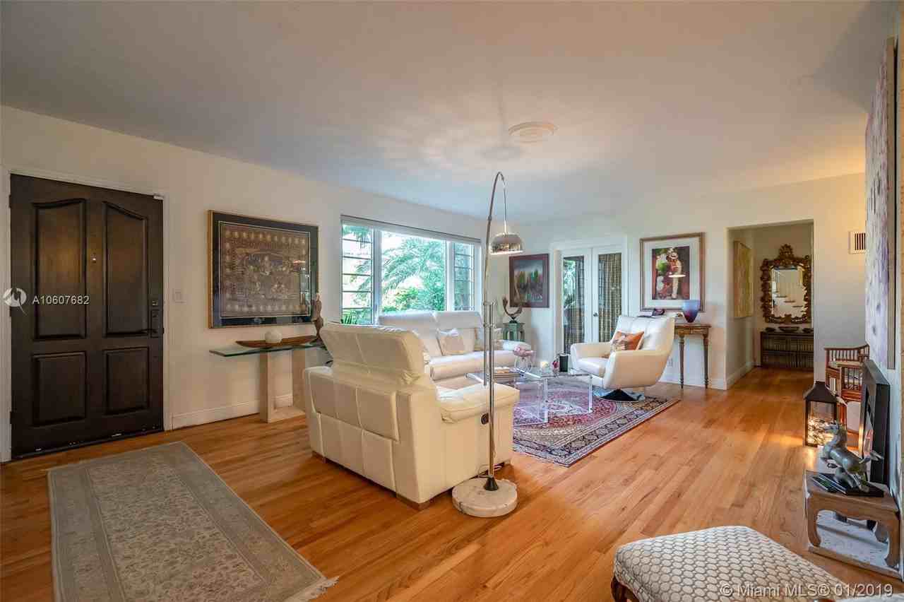 320 Polk St - Photo 3 of 50